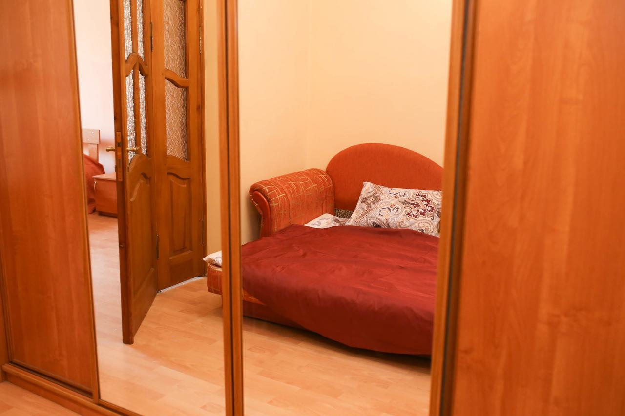 Apartment Near St. Elizabeth Church Lviv Eksteriør billede